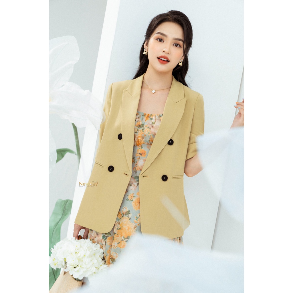 NEW DAY_Áo vest tay lỡ Canna