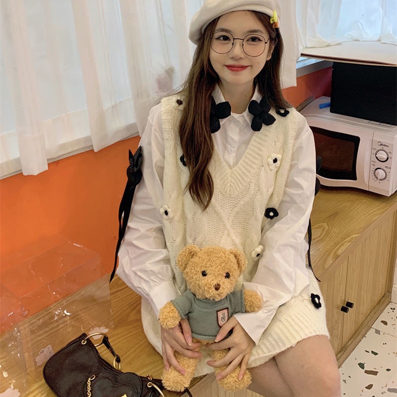 Áo khoác vest dệt kim cổ chữ V thêu hoa thời trang Nhật Bản dễ thương | BigBuy360 - bigbuy360.vn