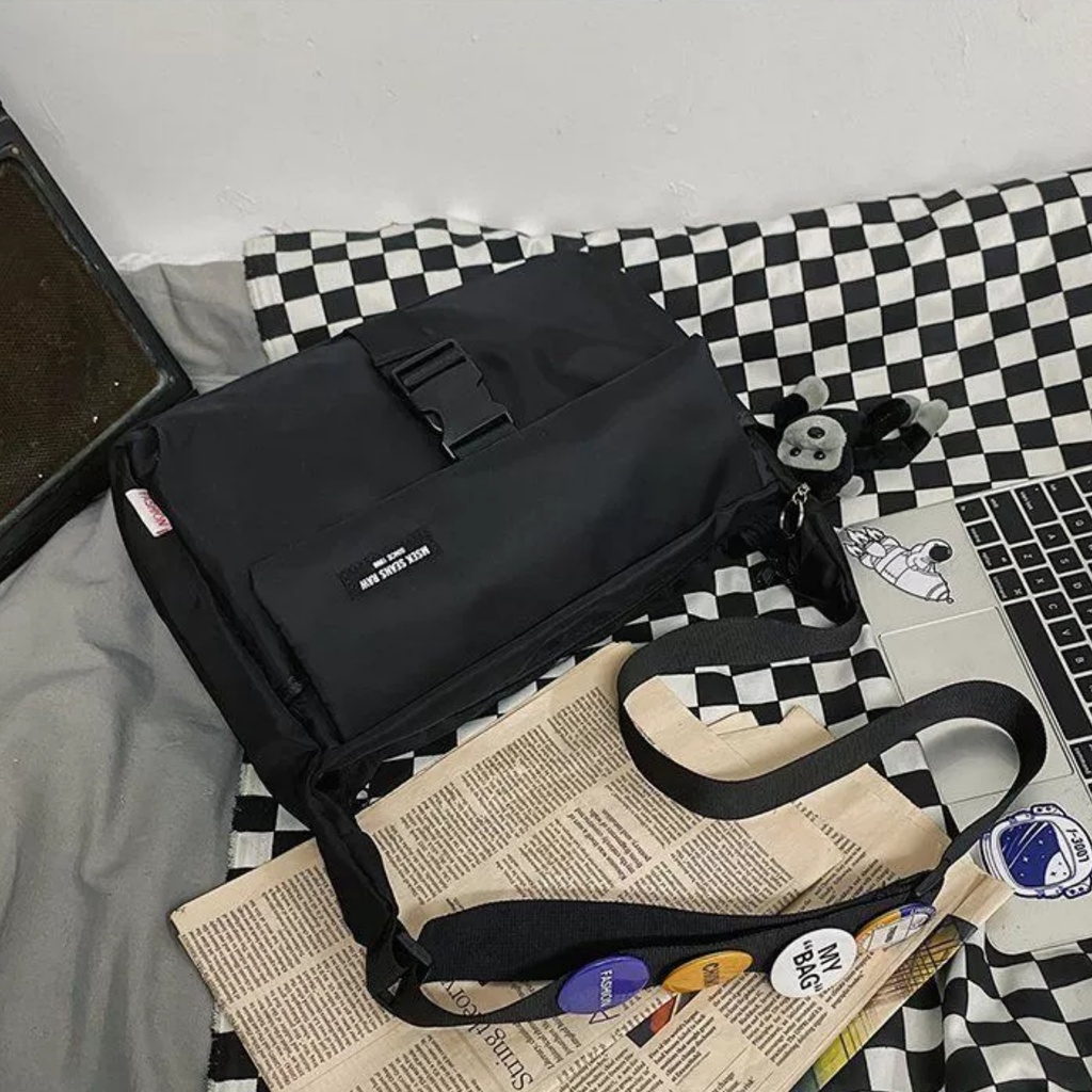 Túi đeo chéo vải dù nắp khóa bấm nhựa thiết kế đa dụng phong cách thời trang đường phố