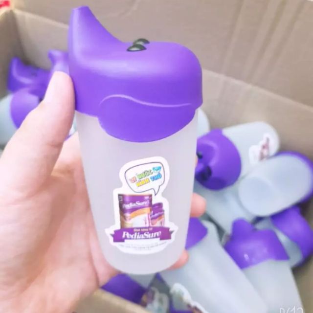 Cốc uống nước hình thú cho bé