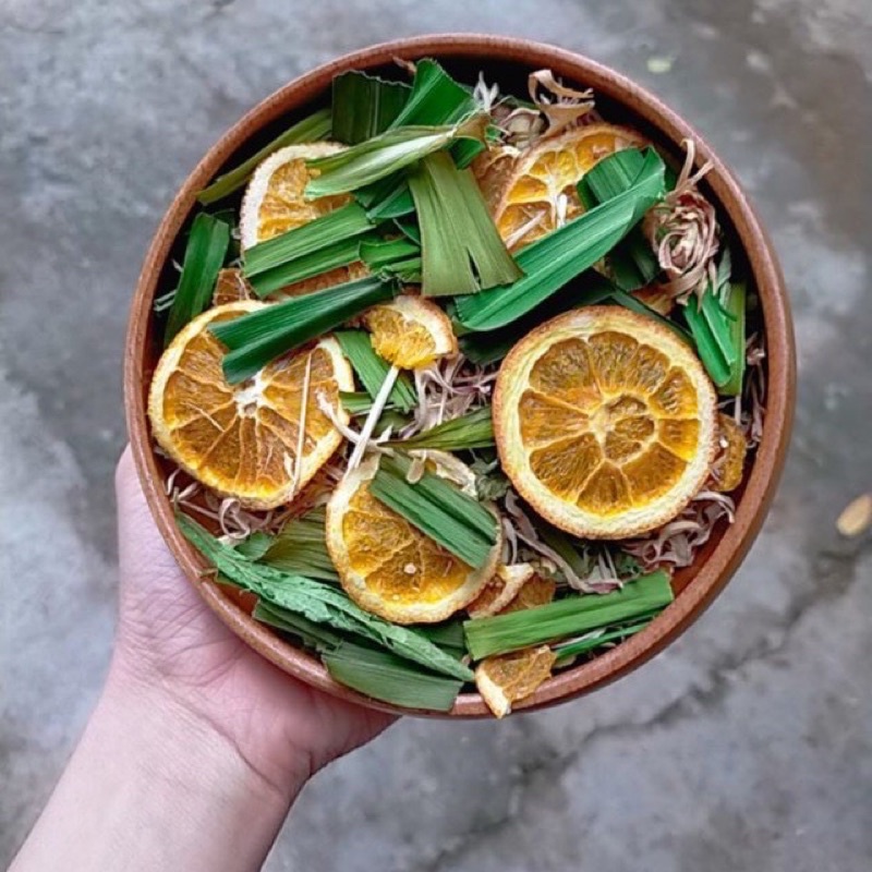 trà cam sả lá dứa ( trà thảo mộc hoa quả sấy khô detox) Tặng đường phèn