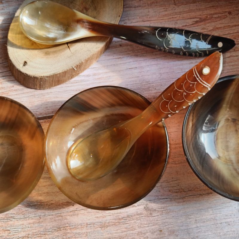 Set bát và thìa ăn dặm bằng sừng trâu tự nhiên