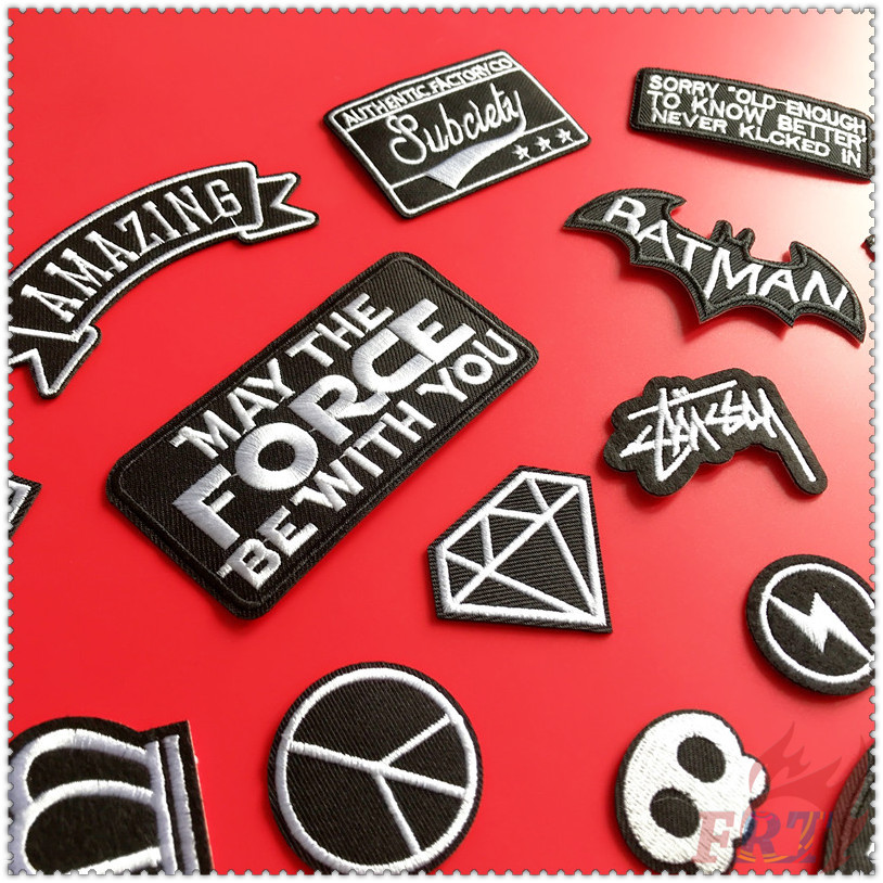 Miếng vá ủi lên quần áo màu trắng đen phong cách thời trang punk DIY