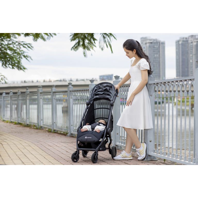 [Mã 267FMCGSALE giảm 8% đơn 500K] Xe đẩy Ergobaby Metro Compact City Stroller nhiều màu