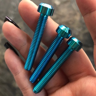 Trọn bộ 3 ốc 6li4 Gr5 gắn che két nước và nhiều vị trí khác