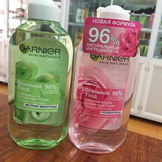 Nước hoa hồng Garnier
