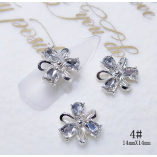 Charm trang tri nail