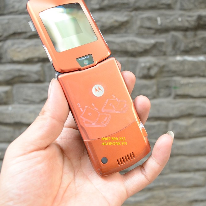  Điện Thoai Nắp Gập Motorola V3i Loại 1 Phím Thép Zin Không Tróc Sơn | BigBuy360 - bigbuy360.vn