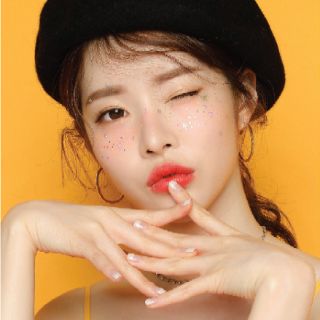 Lens Hàn nâu choco 1 ngày Ann có độ