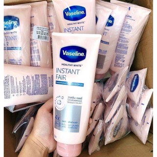 [CHÍNH HÃNG THÁI LAN] SỮA DƯỠNG THỂ VASELINE HEALTHY WHITE INSTANT FAIR 4X NGỌC TRAI 320ML THÁI LAN.