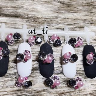 Cụm ngọc đá hồng tím(mã 82 )