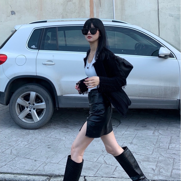 Chân Váy Da Vân Cá Sấu Xẻ Tà Thời Trang Becky sexy quyến rũ