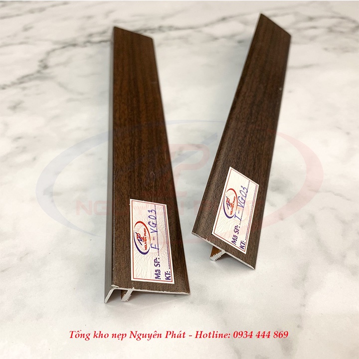 Nẹp sàn gỗ hợp kim nhôm màu vân gỗ