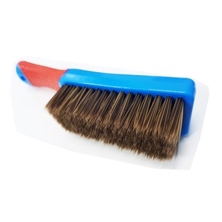 Bàn chải xanh cán đỏ lông cứng (cái)