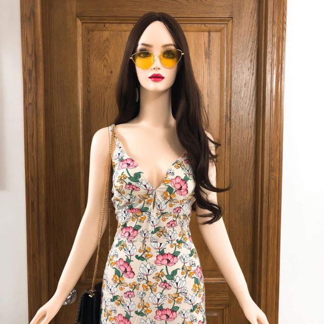 Manocanh nữ mặt nhật kèm tóc