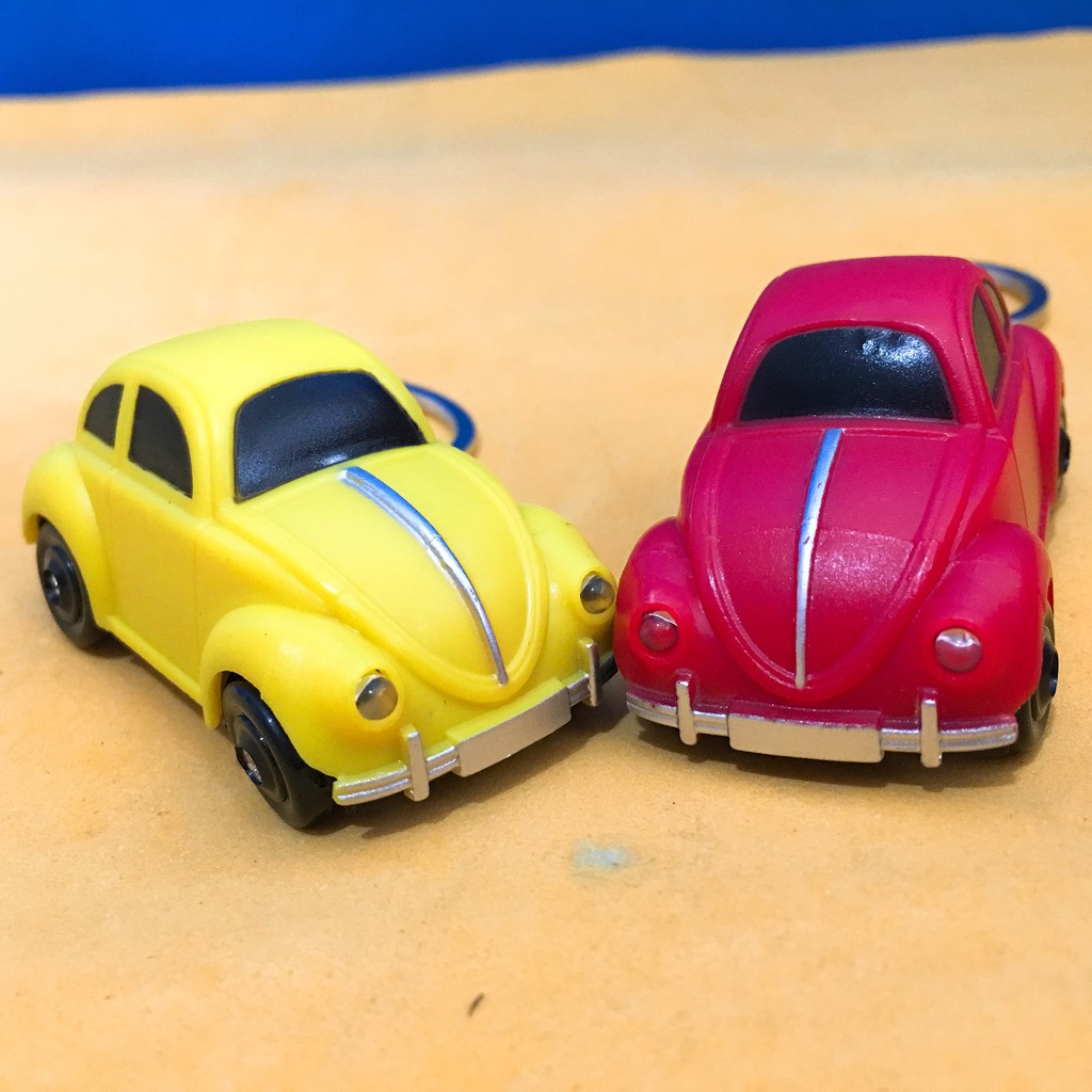 Móc khóa phát sáng  hình xe ô tô mã YJQ42 BJL-1164