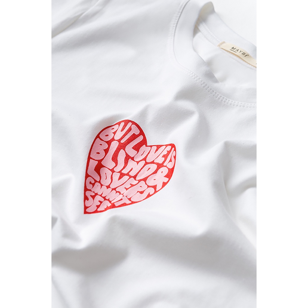 MAYBI - Áo thun trắng form medium in hình trái tim