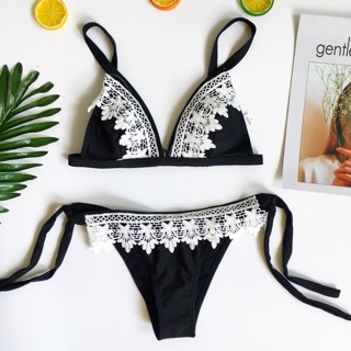 Bikini tán giác đen viền ren