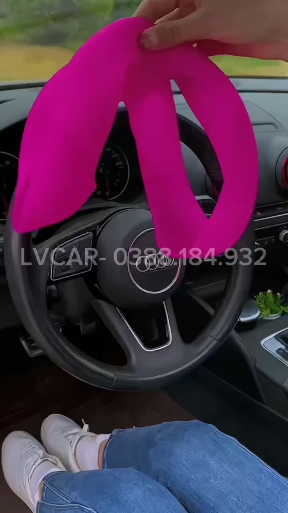 Bọc vô lăng silicon mỏng nhẹ chống trượt trơn, chống xước vô lăng ô tô 9 màu sắc phù hợp với mọi dòng xe size 36-40cm | BigBuy360 - bigbuy360.vn