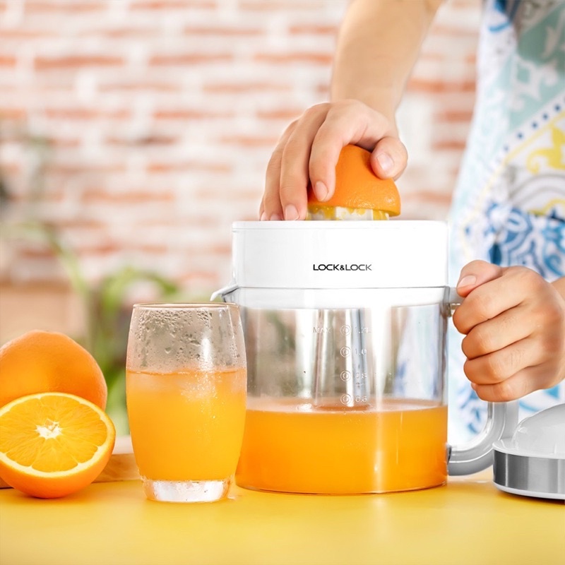 Máy vắt cam Lock & Lock 1,2L EJJ241