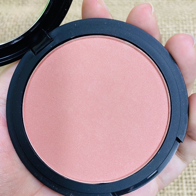 Phấn má hồng E.L.F Primer-Infused Shimmer blush ALWAYS SILLY