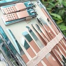 Bộ dụng cụ bấm cắt tỉa móng tay đa năng 12 chi tiết,18 chi tiêt  chuyên dụng tiện lợi nhiều việc