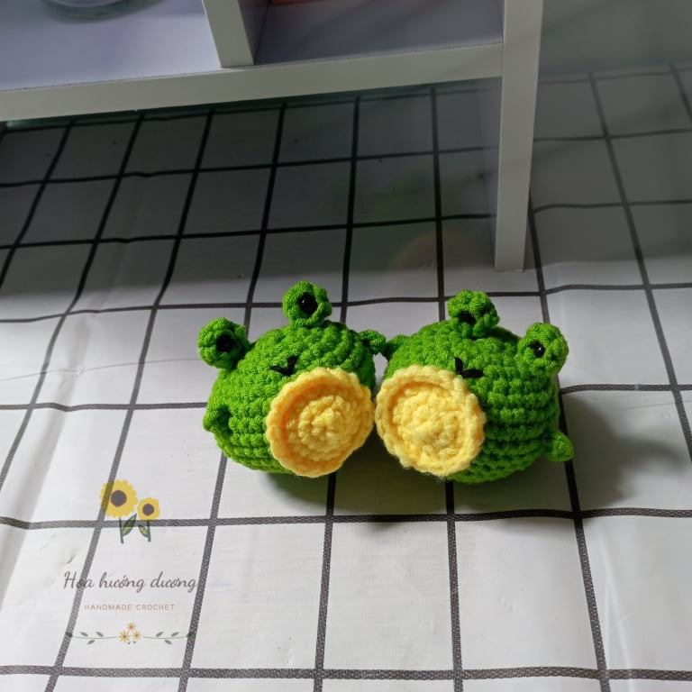 Móc khóa len hình ếch con dễ thương, handmade.