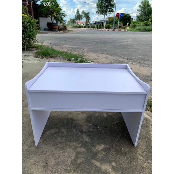 Bàn trang điểm ngồi bệt kèm gương màu trắng