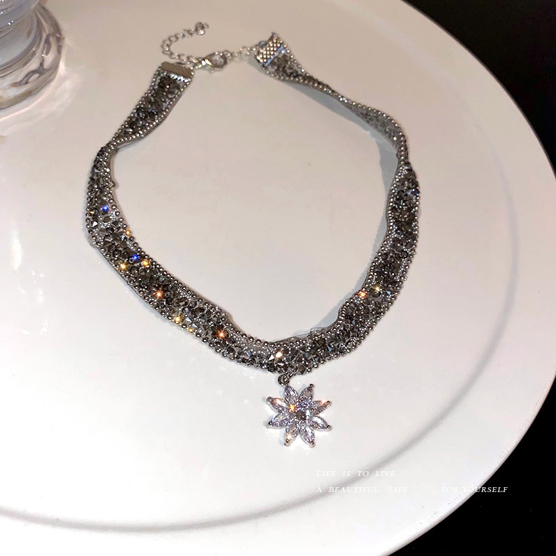 vòng cổ choker nữ cao cấp bông tuyết kim tuyến phong cách Hàn Quốc