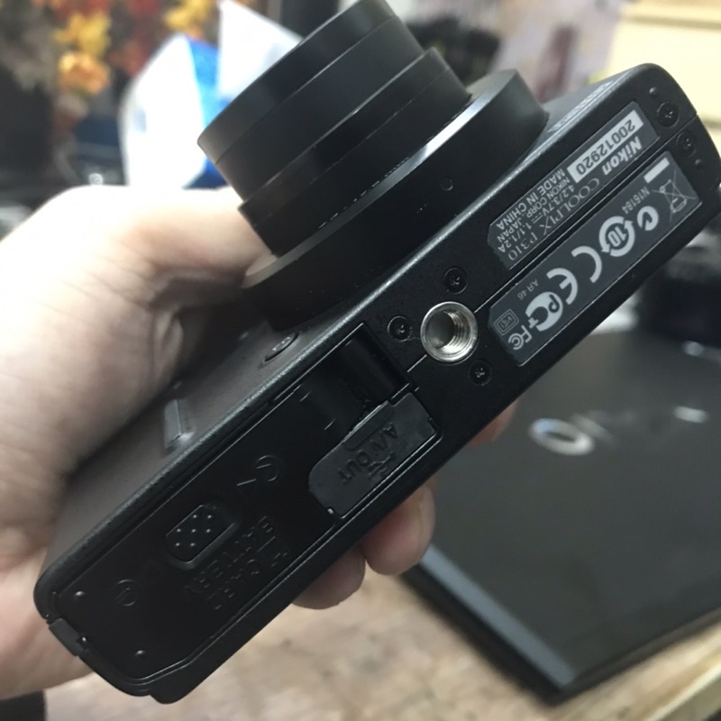 Máy ảnh Nikon P310