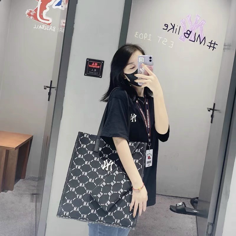 túi tote mlb kèm ví nhỏ size 37 x 40 x 9 cm