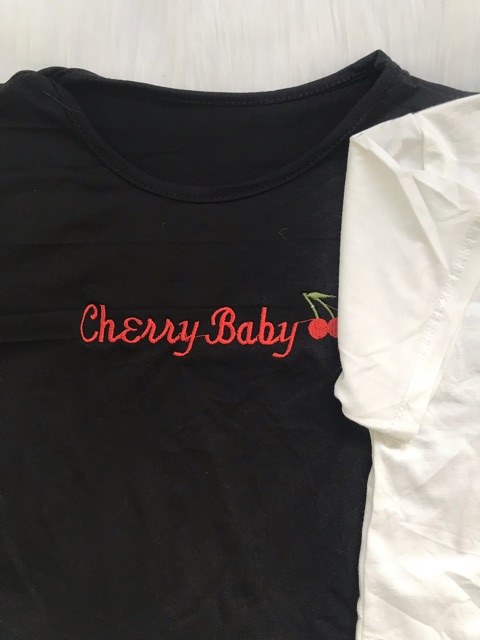 ÁO CROPTOP THÊU CHERRY | BigBuy360 - bigbuy360.vn