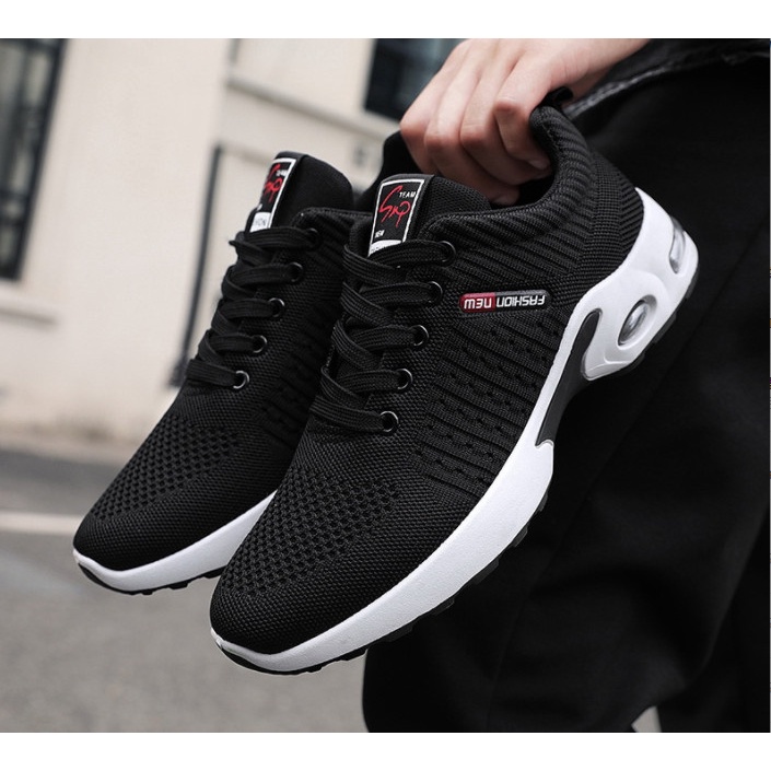 GiàyThể Thao  Nam Giày Sneaker  mầu đen tăng chiều cao giữ nhiêt chất liệu lưới thoáng khí đế cao 4cm