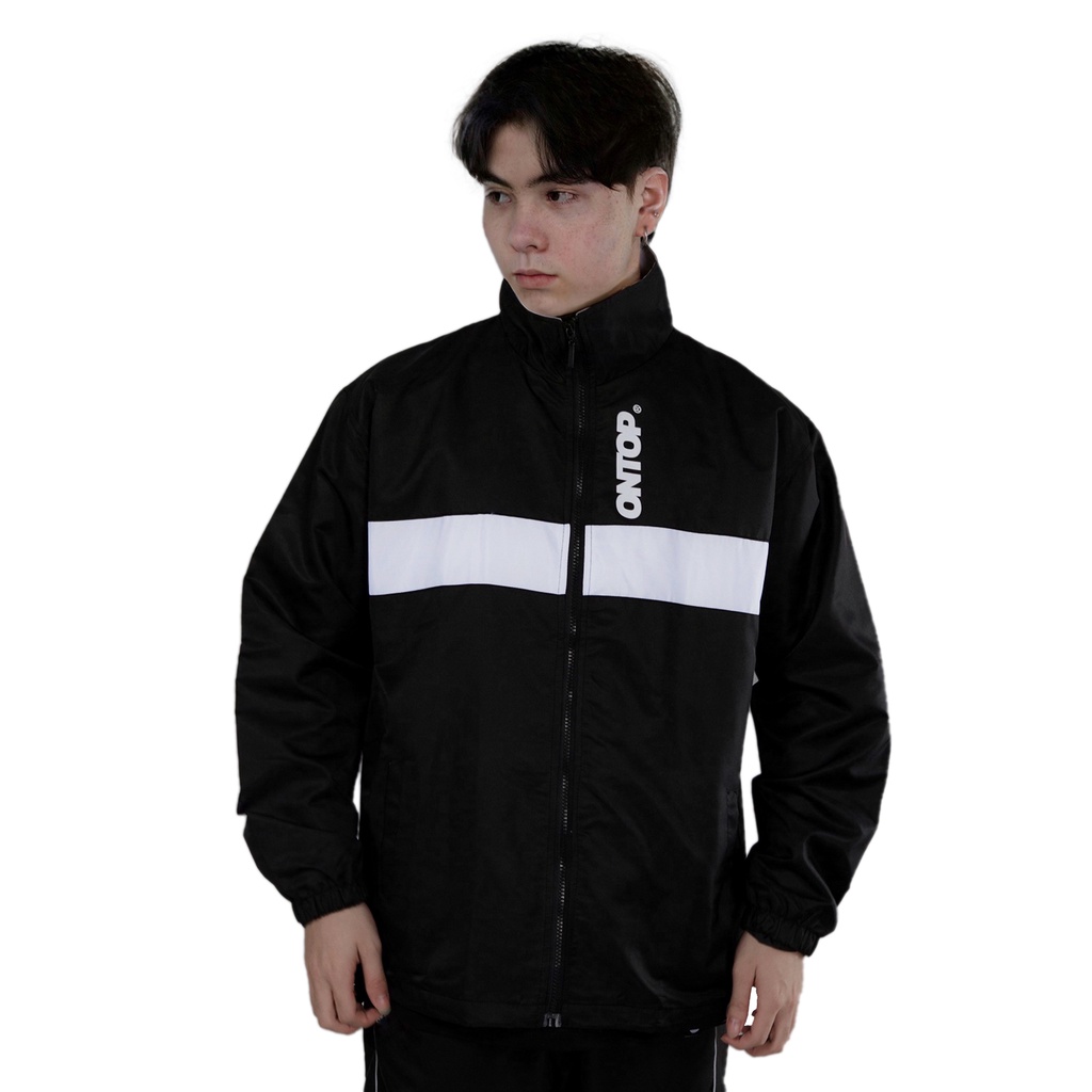 Áo khoác dù nam local brand ONTOP màu đen