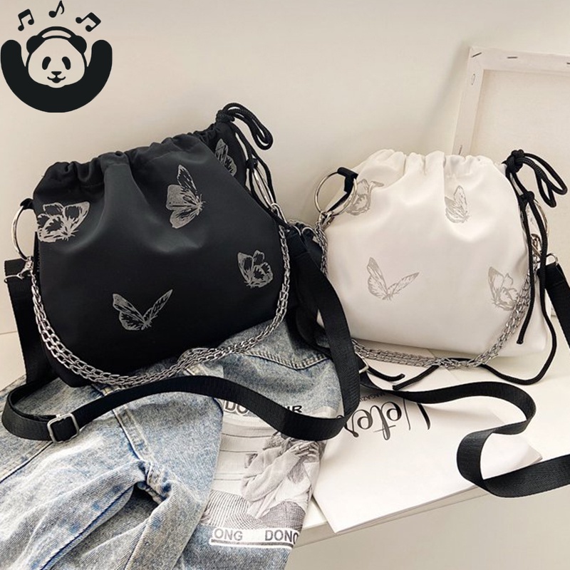 Túi Đeo Chéo Hình Bướm Phản Quang Phối Dây Xích Phong Cách Hàn Quốc Y2K