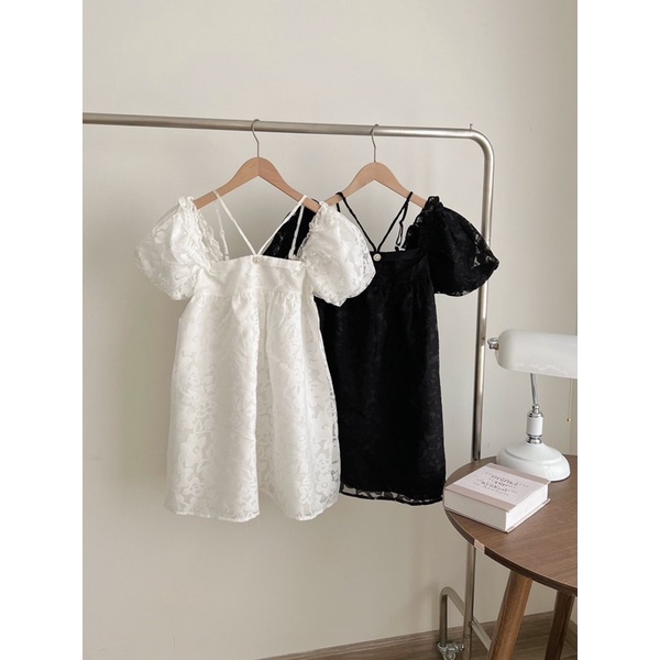 Đầm - váy trễ vai dây cổ đính hạt hoa nổi siêu hot