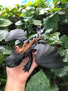 Mô hình rồng Toothless