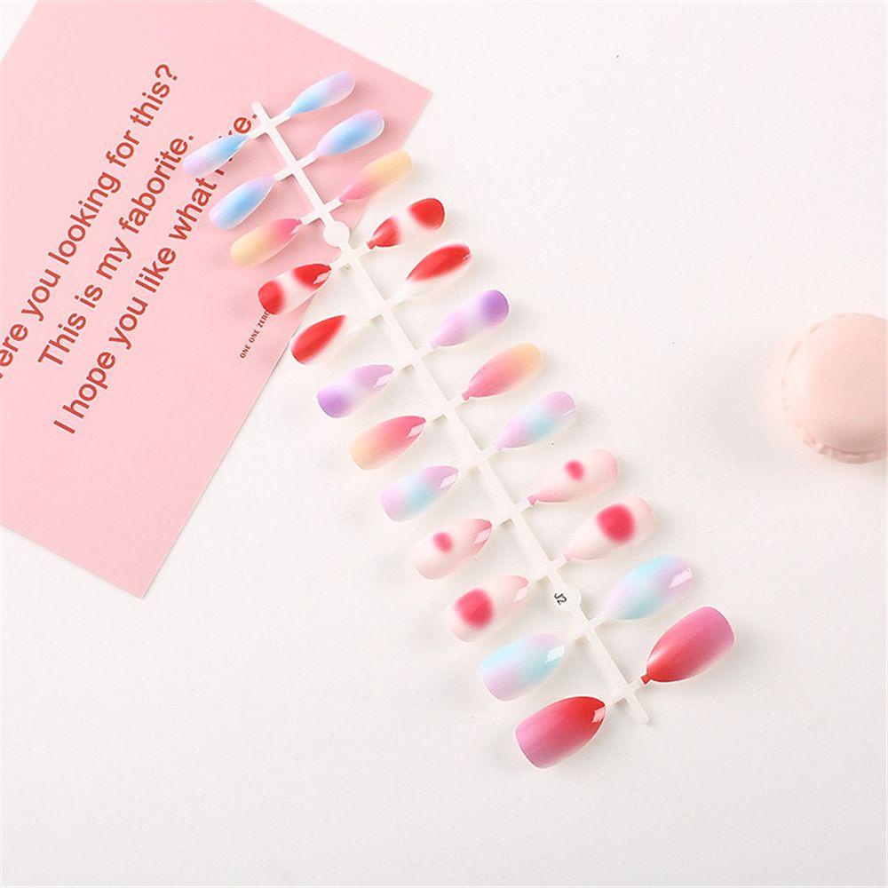 CACTU Set 24 Móng Tay Giả Ngắn Màu Gradient Thời Trang