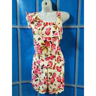 Sale đồ bộ đùi ton lanh giá 90k