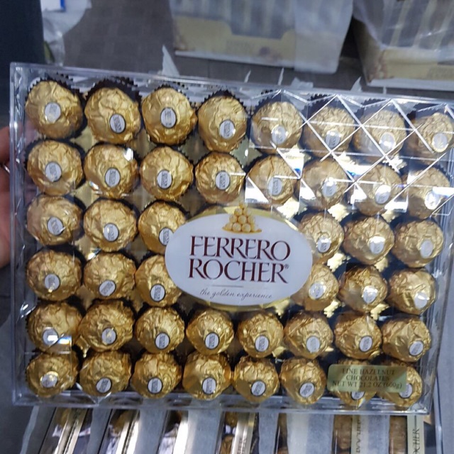 Socola Ferrero Rocher Chocolate Hộp 48 Viên nhập khẩu từ Mỹ