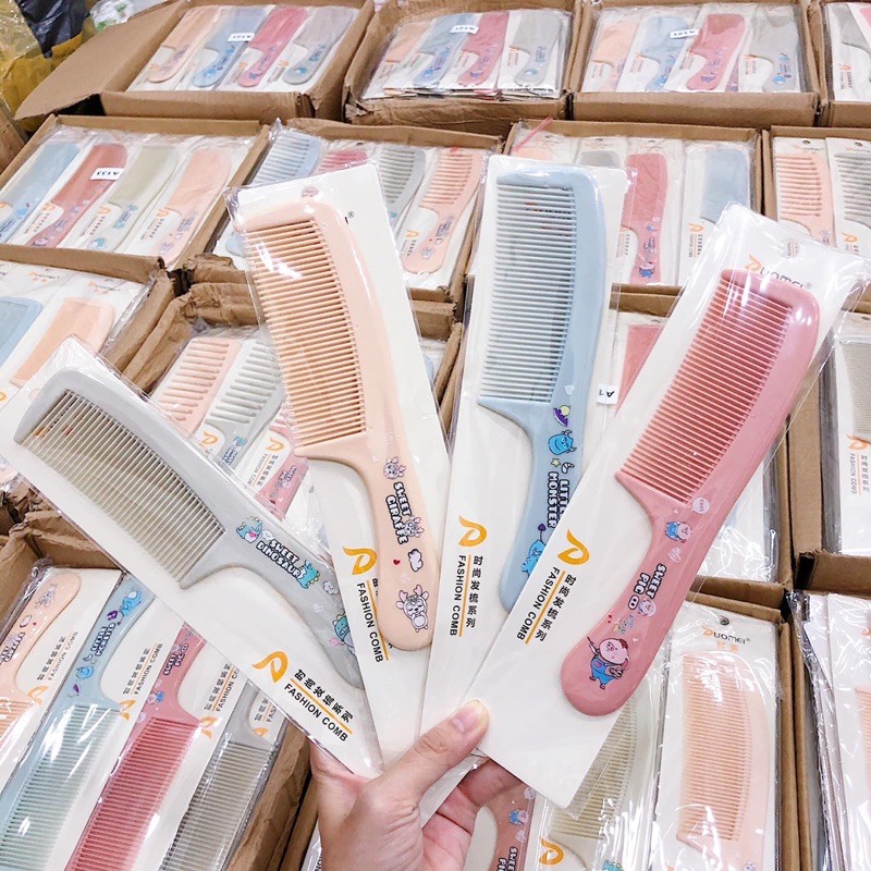 Lược chải tóc họa tiết hình thú dễ thương - mẫu ngẫu nhiên