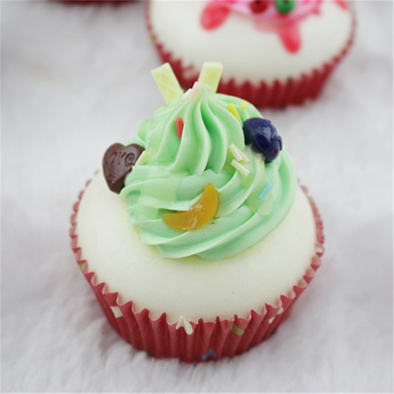 Mô hình bánh cupcake giả trang trí xinh xắn