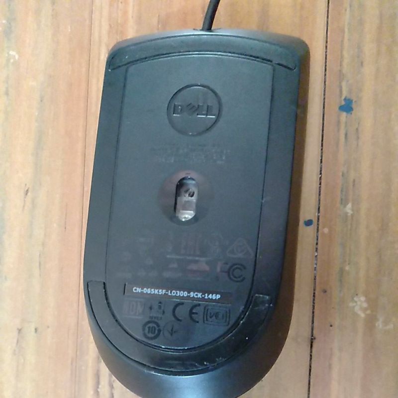 chuột dell CN-065K5F-LO300-9CK-146P- Cổng USB màu đen Shopee Việt Nam