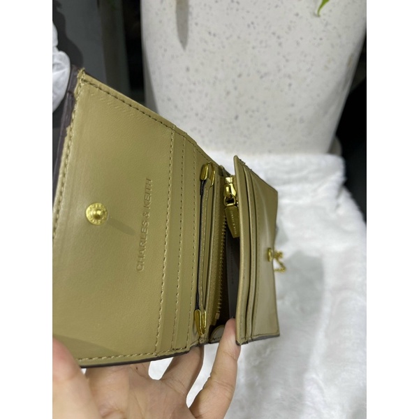 Ví gập cầm tay ck