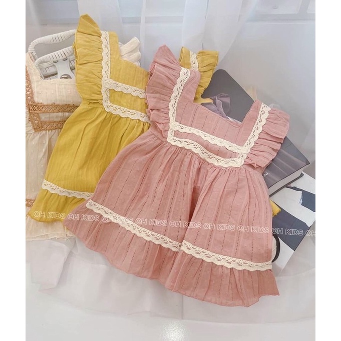 Váy đũi trang trí viền cho bé gái