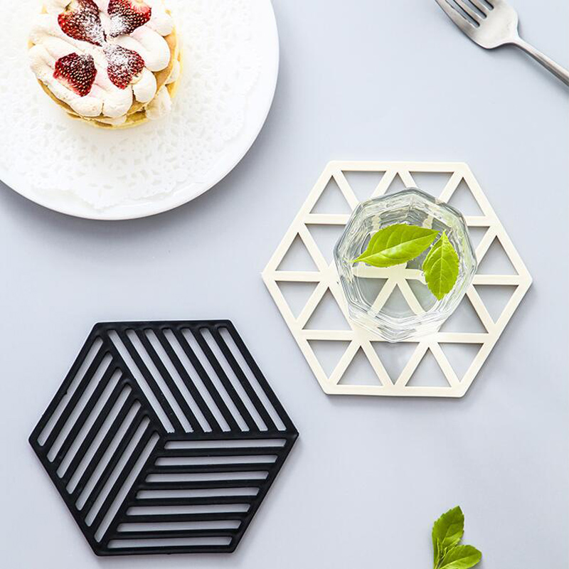 Miếng lót làm bằng silicon cách nhiệt dùng trong nhà bếp