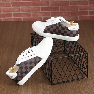 giày sneaker hot 2021 mã m32