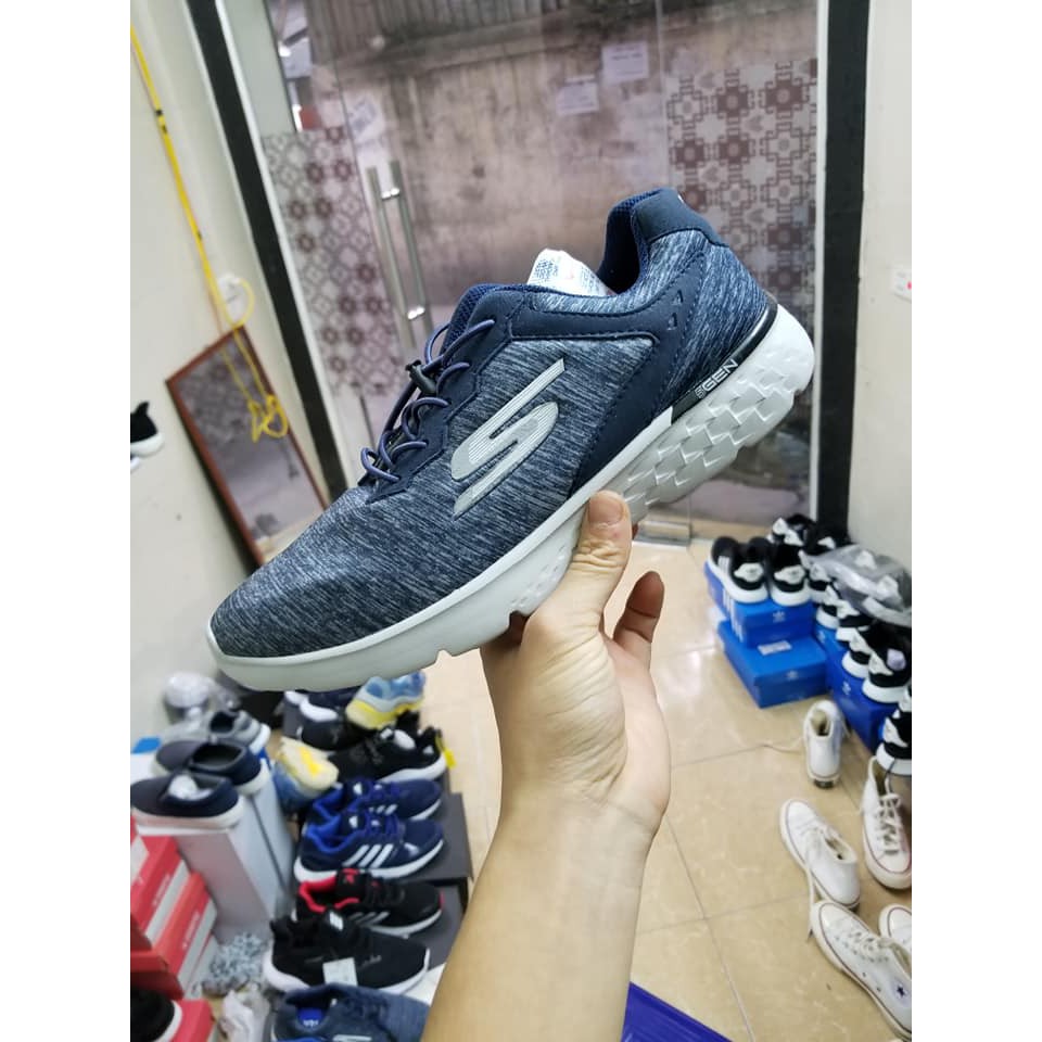 Giầy sketcher thể thao