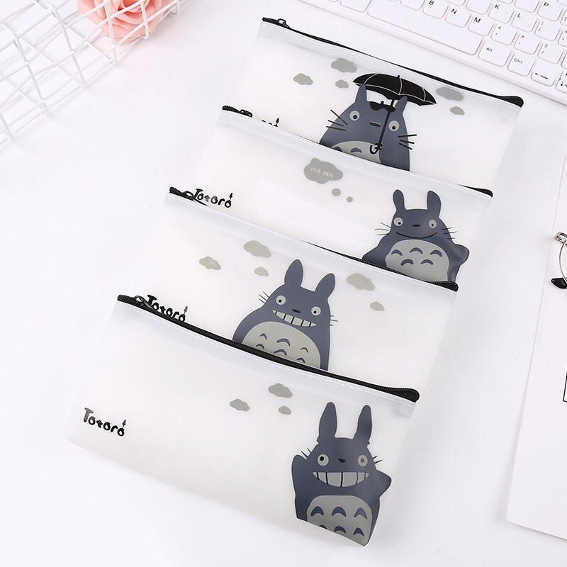 Ví đựng bút - mỹ phẩm Totoro chất liệu Silicone chống nước