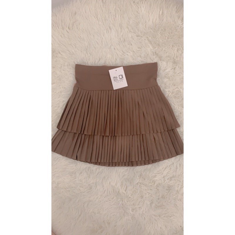 Chân váy bầu xếp li 2 tầng thời trang bầu teen màu nâu,đen (Ảnh thật phía sau)